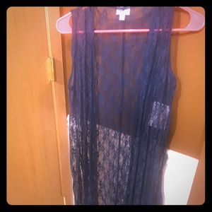 Medium lularoe joy blue lace